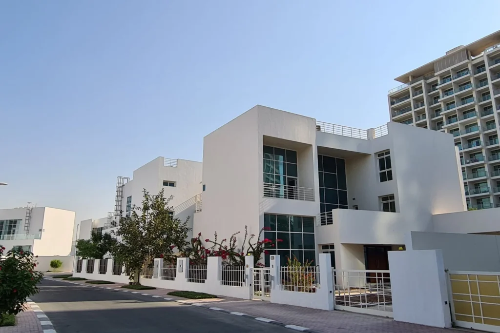 Acacia Avenues apartments and townhouses